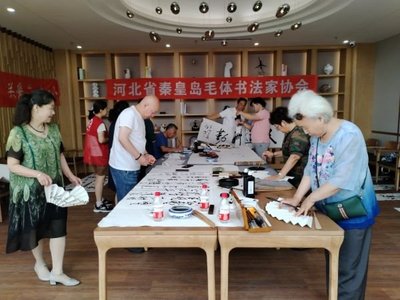 社企聯(lián)動(dòng)增權(quán)能 社工服務(wù)助康養(yǎng) 北戴河?xùn)|山街道社工站組織居民開展康養(yǎng)文化活動(dòng)